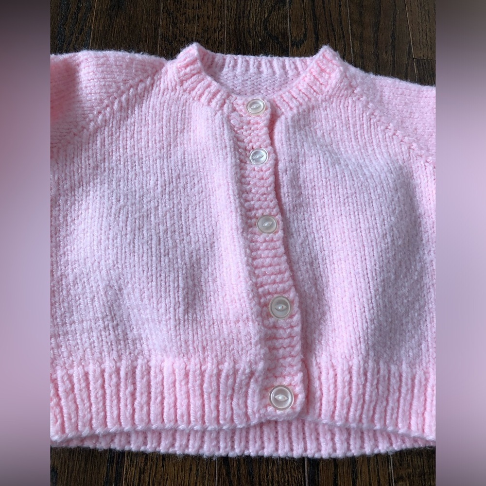 Vintage Girls 2-3Y Light Pink/White Handmade Crocheted Sweater w/Dog on Back - Picture 4 of 9